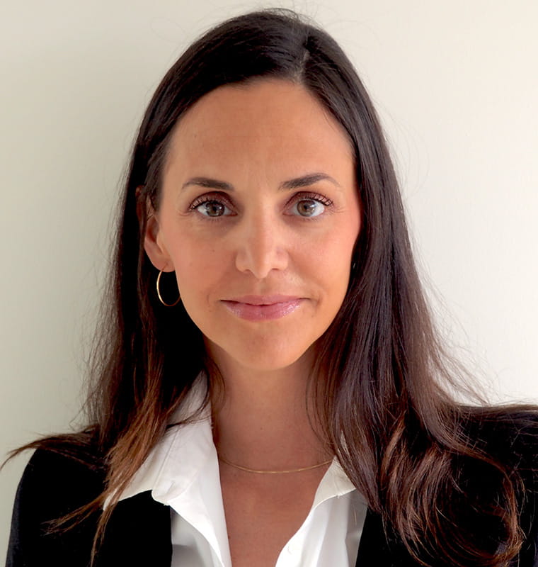 Dr. Cristina de Lasa headshot