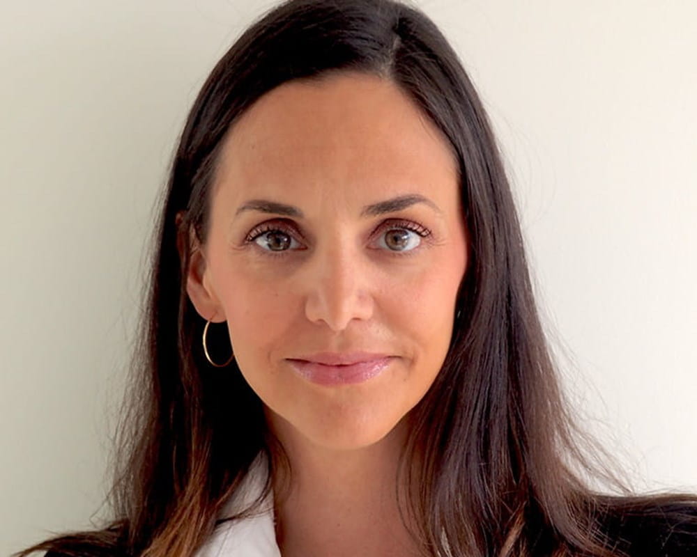 Dr. Cristina de Lasa headshot