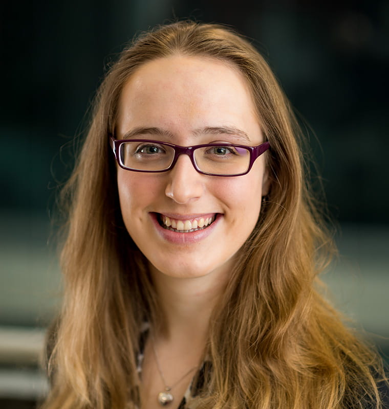 Dr. Fiona Coutts Headshot